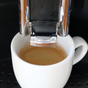 Espressomaschine mit Espressotasse